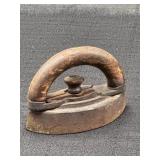 Vintage Sad Iron w/ Detachable Handle 4.5in