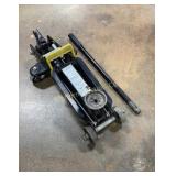 Hydraulic Floor Jack 3300 Lb Capacity
