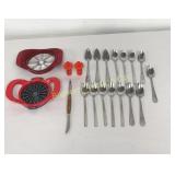 Apple Slicers, Grapefruit Knife & Spoons