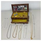 VTG Musical Jewelry Box w/ Contents Bracelet