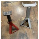 Mismatched Jack Stands 2pc lot