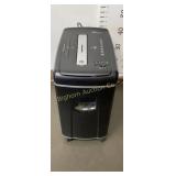 Ativa MDM 8000 Paper/CD/DVD/Credit Card Shredder