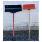 27' Snow Shovels 19' Snow Pusher