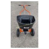 Argri Fab Fertilizer Spreader w/ Pneumatic Tires