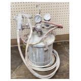 Binks 83-5686 Paint Pressure Pot w/ Hose & Spray