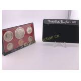 1977-S US Mint Proof Coin Set  *Cracked Case
