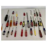 Screwdrivers Various Sizes/ Mfg