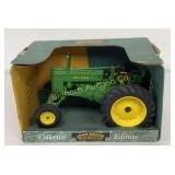 John Deere "G" 1:16 Scale Die Cast Replica Tractor