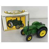 John Deere"D" 1:16 Scale Die Cast Replica Tractor