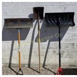 Flat Shovel, 2 Snow Shovels 3 Pc Lot