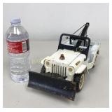 VTG Tonka Jeep Wrecker w/ Functional Tow