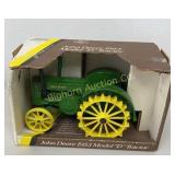John Deere  1953 "D" 1:16 Scale Die Cast Tractor