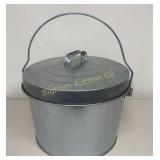 Galvanized Bucket w/ Locking Lid 3 Gallon?