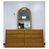 Broyhill Oak 6 Drawer Dresser w/ Mirror