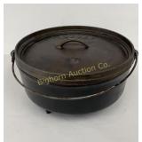 Lodge USA #12 Footed Cast Iron Dutch Oven w/ Lid