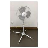 Comfort Zone 16' Oscillating Fan