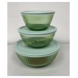Pyrex 3 PC Missing Bowl Set w/ Lids