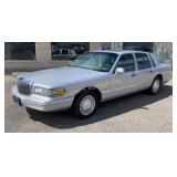 1997 Lincoln Town Car, Cartier Sedan,