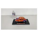 1967 Volkswagen Beetle Die Cast Replica Flower