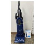Lindhaus Activa 30 Vacuum Cleaner