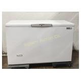 Co-Op Chest Freezer Model HF163