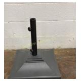 Sunvilla Weighted Umbrella Base w/ Damage on One