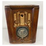 VTG 7-S-28A Tombstone Art Deco Radio AM/FM
