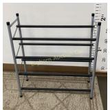 Expanding Shoe Rack Adjustable 24" - 46" W x 27"