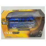1:24 Scale 1962 Volkswagen Bus Die Cast Metal