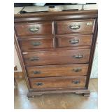 Wooden chest of drawers