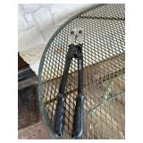 Bolt cutters