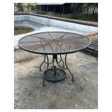 Outdoor patio table