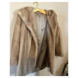 Fur jacket-ladies
