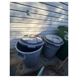 Misc garbage cans, storage items