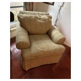 Clean cloth chair