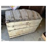 Humpback Steamer trunk, good shape