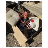 Box of misc household/collectibles