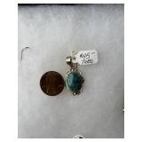 Sterling pendant w/Torquise