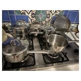Misc lot of cooking pots and pans