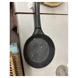 Regal frying pan