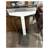 Upright Bathroom scale