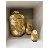 JAPAN Vintage, glazed dish lot