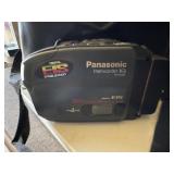 Panasonic Palmcorder IQ video camera w/case
