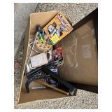 Box of msic household collectibles