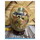 Decorative egg w/stand