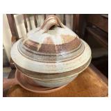 Glazed dish with lid