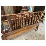 Antique wood bedframe w/rails