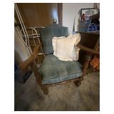 Chair w/wood arms