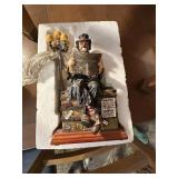 Clowning in America figurines