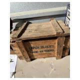 Wooden Chain Blocks crate